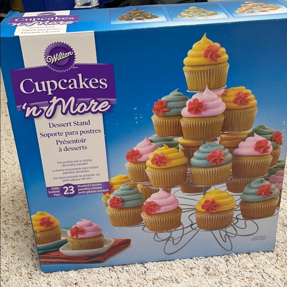 💥Used Cupcake Stand💥